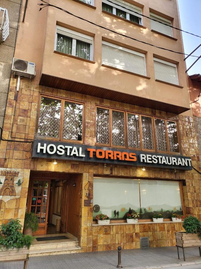 Hostal Torras Sant Hilari Sacalm Exterior foto